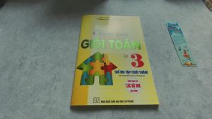Sách Tham Khảo - Giúp Em Giỏi Toán Lớp 3 - Vở Ôn Tập Cuối Tuần (Dùng Chung Cho Các Bộ SGK Hiện Hành) (HA) - Newshop
