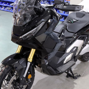 สำหรับ Honda XADV750 X-ADV 750 2025กระจกบังลมด้านข้างที่บังลมด้านข้างที่บังลมแบบยึดติดกับที่แผ่นไกด์