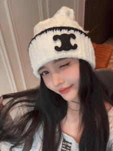 Warm Knitted Winter Hat Large Head Size Fashionable Knitwear Scarf Pattern Casual Style for Couples Youths Travel Outfit