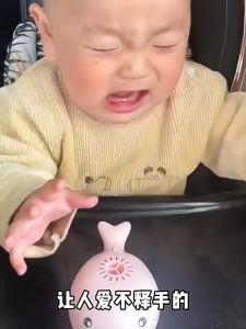 【1-3 Days Delivery】Electric Blowing Floating Ball ToyFloating Ball Little Whale Toy Dolphin Floating Ball ToyBalancing Blowing Games Fun Toys for Boys and Girls