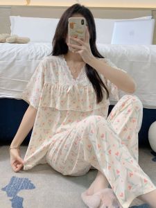 ชุดนอนผู้หญิงแขนสั้นผ้าไหมฝ้าย ทรงหลวม หลวมๆ ระบายอากาศได้ดี ชุดนอนฤดูร้อน ชุดอยู่บ้าน ลายดอกไม้ คอวี แขนสั้น