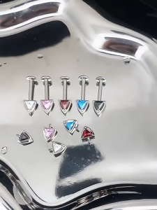ZS G23 Titanium Ear Piercing 1 Pc Helix Earring 16G Earring Crystal Stud Earring Sung Earring Internal Thread Lip Piercing