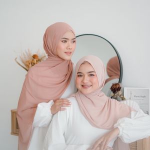 NELAFA Hijab Pashmina Cerutty Babydoll Kerudung Wanita Terbaru