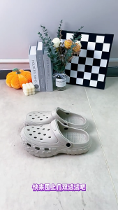 รองเท้าแตะผู้ชาย รองเท้าใส่ในบ้านผู้ใช้ภายนอก วัสดุ EVA ของวัยรุ่น พื้นยาง รองเท้าชายหาดกลวง