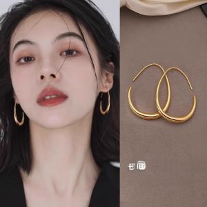 ต่างหูรูปหยดน้ำสไตล์เรียบง่ายหรูหรา ดีไซน์เฉพาะตัว ต่างหูแฟชั่นใหม่ที่เป็นเทรนด์ เครื่องประดับแฟชั่นสำหรับผู้หญิง