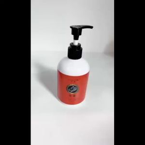 Cream Kaki Pecah2 & Kering Lembut - Horse Oil Foot Anti Creacking & Chafing / Melembabkan Kaki 300g