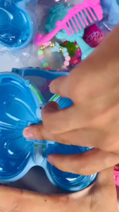 เซตกระเป๋าผีเสื้อ พร้อมอุปกรณ์แต่งตัว เครื่องประดับเด็ก ของเล่นเด็กหญิงสุดคุ้ม กระเป๋าสะพายเด็ก