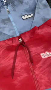 [ขายดีมากก] แจ็คเก็ตเข้าใหม่ เสื้อกันหนาว เสื้อแขนยาว  ใส่ได้ทุกเพศ มีเก็บเงินปลายทาง