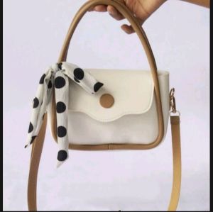 Tas Selempang Terbaru Rossy Sling Bag Model Selempang Dan Bahu Wanita Kekinian TAS SELEMPANG DAN BAHU WANITA ROSSY SLING BAG TERMURAH