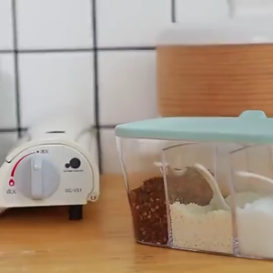 Aqrau 【ส่วนลด❗️】2pcs กล่องปรุงรสห้องครัวกล่องกันความชื้นพลาสติกหลายช่องที่วางกระป๋องเกลือและผงชูรส