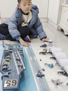 Large Aircraft Carrier Toy Model J15 Fighter Plane on Board Aircraft Carrier Simulation Model Toy for Boys And Girls