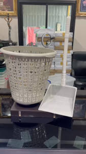 ตะกร้าผ้า No.10 สีเทา ที่โกยขยะ ที่ตักผง ตะกร้าอเนกประสงค์ ทนทาน พร้อมส่ง