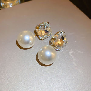 Elegant Square Artificial Pearl Stud Earrings with Embedded Diamonds Silver Needle Fashionable Versatile Womens Jewelry