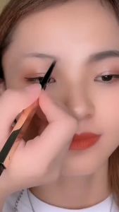 Chì kẻ lông mày sợi siêu mịn màu không thấm nước bền màu lâu trôi với 4 màu tùy chọn có đầu chải lông màu tiện dụng AWA SOFIC