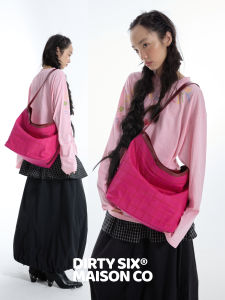 DirtySix 2025AW Large Capacity Nylon Crossbody Bag Embroidered Grid Design Single Shoulder Satchel Bag for Youth Daily Use