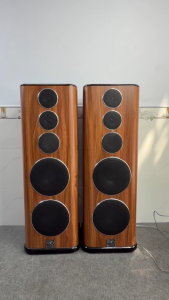 (combo) Loa đứng siêu đẹp 2 bass đôi 20 - 2 chép 1 mid chuyên karaoke và nghe nhạc vip ( 1 cặp)