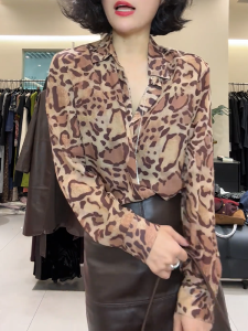 QINGNAER | Aesthetic Retro Leopard Print Plus Size Shirt