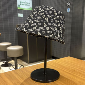 Casual Japanese Style Bucket Hat Embroidered Fishing Cap Womens Outdoor Vintage Sunshade Hat Elegant Side Slant Versatile