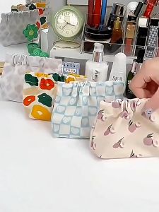 SK-T57 Tas Pouch Mini Travel Motif Elegant Penyimpanan Kosmetik Pembalut Wanita Kabel Data Earphone