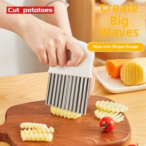 Stainless Steel Wavy Knife French Fries Cutter Kitchen Tool for Cutting Potatoes into Wave Shape Multifunctional Cooking Tool