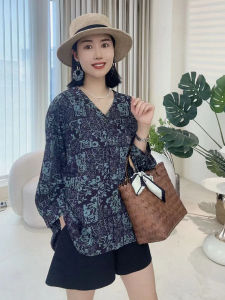 New 2024 Blue And White Porcelain Casual V-neck Womens Shirt Top Breathable Lightweight Luxury Early Autumn Fashion