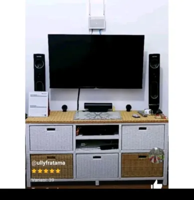 Lemari Rotan Sintetis 5 Laci DVD Rak Susun Meja Tv Model Minimalis Murah
