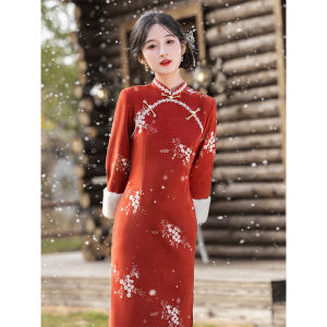ชุดกี่เพ้าผ้าหนังแกะฤดูหนาว 2025 ใหม่ สไตล์จีนใหม่ สีแดง ชุดเดรสผู้หญิงฤดูใบไม้ร่วง/ฤดูหนาว ผ้าฝ้ายผสมคอตตอนผสมโพลีเอสเตอร์
