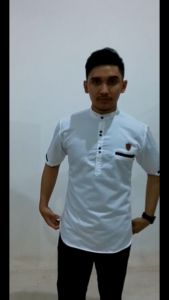 Baju Koko Muslim & Kurta Pakistan Pria Dewasa: Busana Muslim Remaja untuk Lebaran