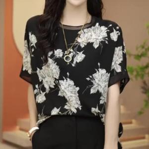 Summer 2025 Womens Short Sleeve T-Shirt Premium Lightweight Versatile Print Design Sensation Meat Covering Mommy Fashion Top