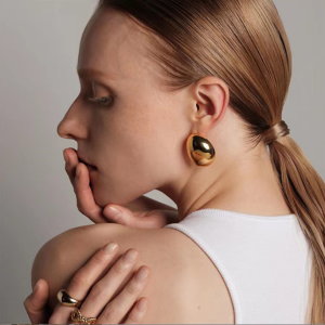 แฟชั่น Minimalist รูปไข่ไข่ต่างหูเส้นด้ายผ้าไหมสําหรับผู้หญิงที่มีรูปแบบเรขาคณิต High-End รู้สึกไม่สม่ําเสมอ Ear Studs