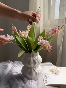 Hoa Linh Lan Bông Nở- Hoa Vải  -1 Cành Hoa Giả