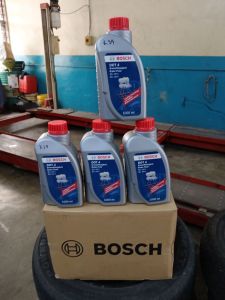 Bosch Original Brake Fluid Dot 4 1 Litre /Bosch Original Brake Minyak 1 Liter