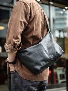 Leather Crossbody Bag for Men Casual Commute Large Capacity Dumpling Shape Single Shoulder Bag Computer Bag Soft Cotton Lining