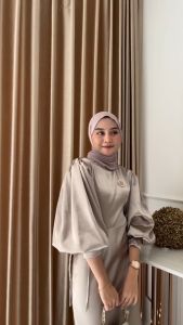 COD Lily Dress Bahan Silk Premium Size MLXLXXL / Gamis Wanita Terbaru 2023 Kekinian / Gamis Kondangan / Dress Muslim / Dress Wanita Terbaru 2023