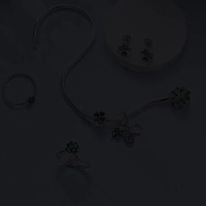 Vòng Tay Dây An Toàn Hình Trái Tim Cỏ Bốn Lá Bạc 925 Sterling Dành Cho Nữ Kiểu Xương Cá Tương Thích Với Charm Và Hạt Cườm Nguyên Bản Để Làm Đồ Trang Sức Tự Chế