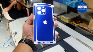 Miếng Dán skin lưng viền iP 12 đến 16 pro max Full mã bảo vệ máy chống trầy xước và làm đẹp tạo thêm diện mạo mới.