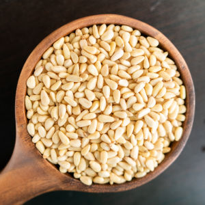 Original Flavor Pinenut Cooked New Goods Large Particles 500G Raw Shell Removing Instant Food Northeast Red Pine Seed Kernel Commercial Baking and Cooking