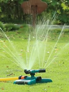 DayWalkers สปริงเกอร์360 ตั้งพื้น รุ่นประหยัด หัวฉีดปรับมุมได้ 3แขน ฐานวงกลม รดน้ำต้นไม้ สนามหญ้า หัวต่อสวมเร็ว