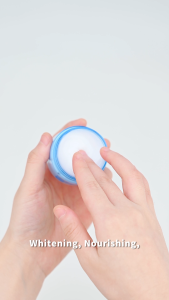 [BPOM] Kormesic 4D HA Moisturizing Cream 40g – Perawatan Wajah untuk Kulit Kering & Kusam