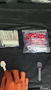 SENDOK PUDING /SENDOK ES KRIM PLASTIK/SENDOK KECIL PLASTIK MURAH 100PS