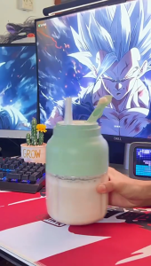 Wireless Portable Juice Machine USB Charging High Heat Resistance Citrus Juicer Electric Portable Electric Juicer with for Self Driving Tour Picnic