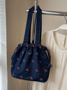 Denim Casual Bag Womens 2024 New Arrival Tide Autumn and Winter Shoulder Bag Large Capacity Totes Class Commuter Bag