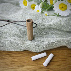 Original Design Natural Oak Wood Sandalwood Essential Oil Pendant Necklace for Women New Arrival Fashion Jewelry