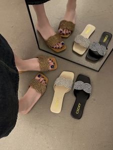 Fashionable Large Size Womens Slippers 41-43 Rhinestone Detailing Casual Summer Wear Plaid Pattern Rubber Sole