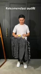 Kemeja Flanel Kotak Kotak Pria Wanita Lengan Panjang Jumbo M L XL XXL