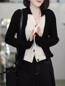 เสื้อคาร์ดิแกนถักคอวีสไตล์ฝรั่งเศสย้อนยุคสำหรับผู้หญิงในฤดูใบไม้ผลิ ดีไซน์ใหม่ เสื้อสเวตเตอร์ทรงสลิมฟิตที่ทำให้ดูสง่างาม