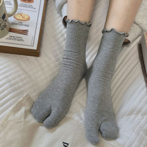 Grey Womens Mid-Calf Pure Cotton Socks with Toe Separation Spring Trend Vertical Stripes Versatile Solid Lace Trim Socks
