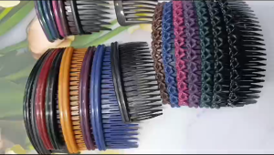 Phụ kiện cài tóc xước tóc mái hình dáng lược nhiều màu CAI22