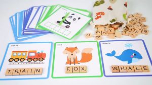 Treehole Wooden 100 Pieces Spelling Game - English Alphabet Flash Card Cognitive Card for Early Education - ABC Learning Toys for Kids - 儿童英文拼音卡片闪卡