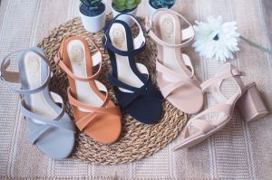 ส่งเร็วพิเศษ! มีเก็บเงินปลายทาง ส่วนสวยใส ส้นสูง 3 นิ้ว รองเท้าส้นสูงให้ยาตาย ๆ สำหรับผู้หญิง (ส่วนสูง: 3 นิ้ว)